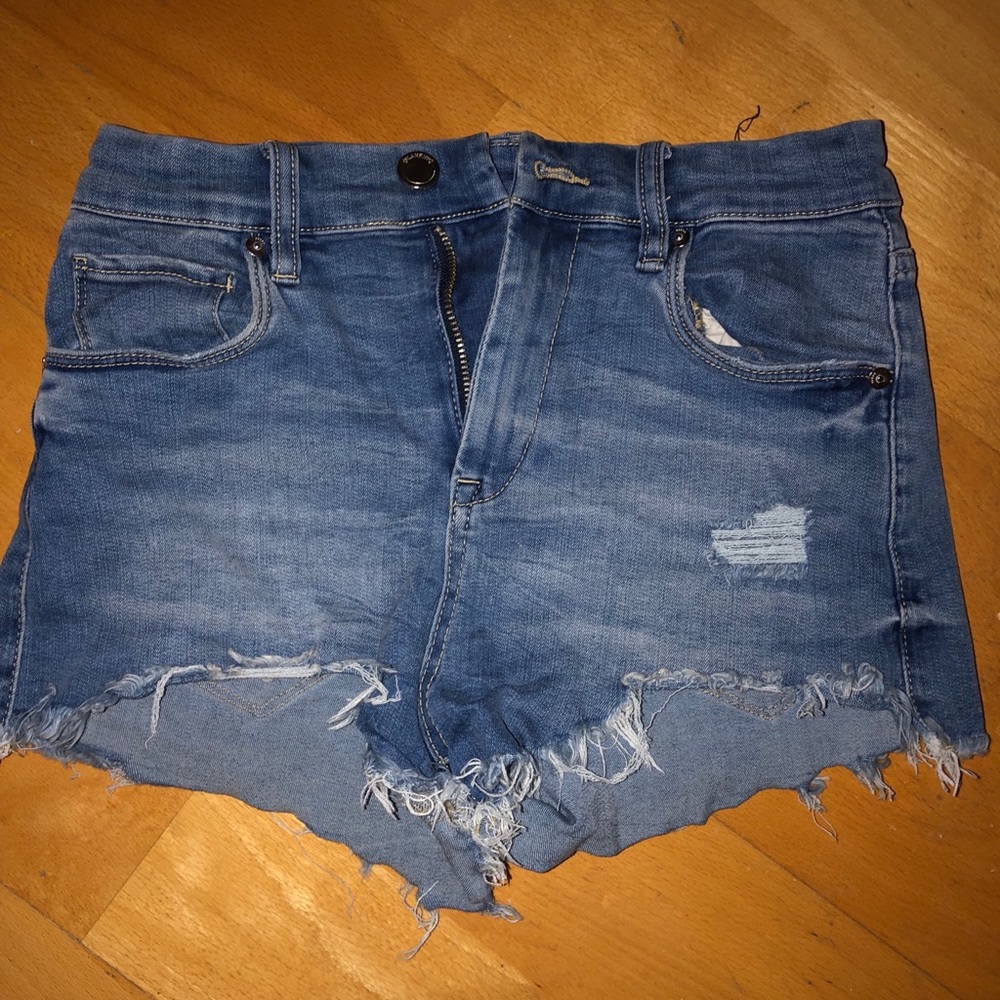 Cute jean shorts!